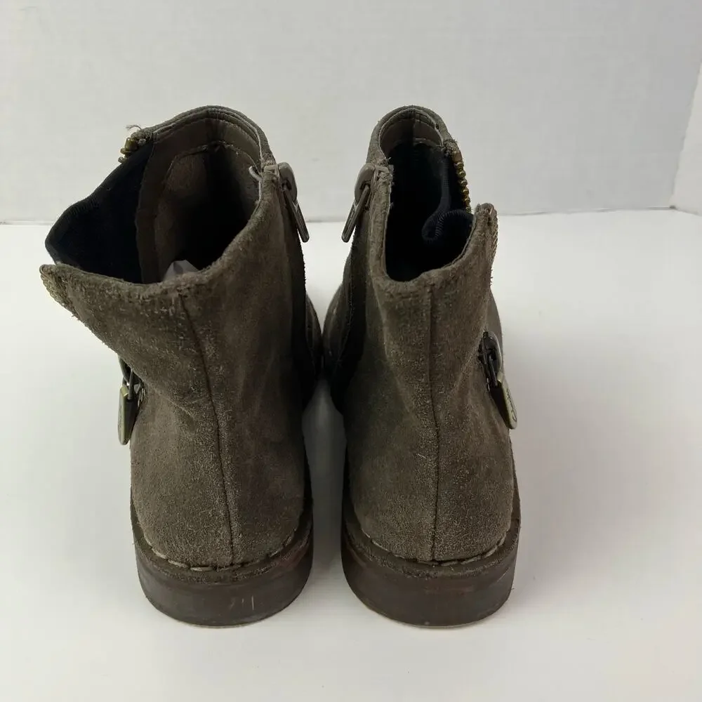 Clarks Sz 7.5 Cabaret Ruby Suede Ankle Booties Double Zip Topstitching Classic